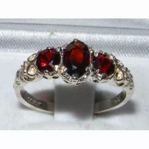 Ladies Solid 925 Sterling Silver Natural Garnet English Victorian Trilogy Ring