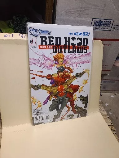 Red Hood and the Outlaws #1 The New 52 DC Comics 2011 1st Appearance Of Outlaws