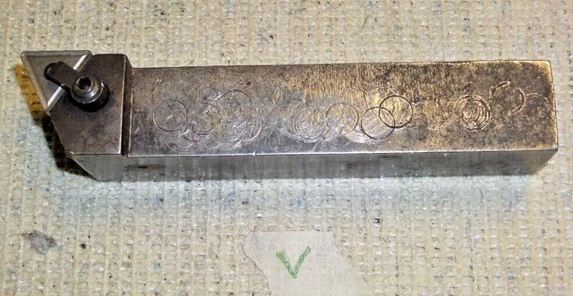 1 1/4 shank, LS-20-5, appears to be 5/8 IC, chipped corner on seat