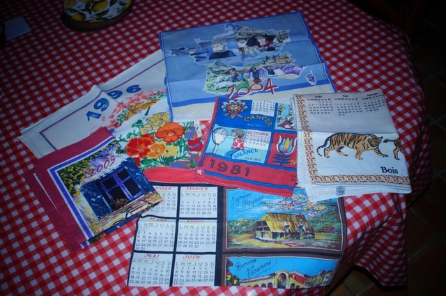 Lot de 2 torchons calendriers publicitaires années 2003 / 2004 (4