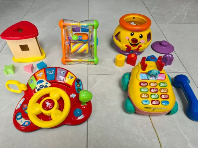 BUNDLE OF BABY TODDLER TOYS Vtech Fisher price 8.50