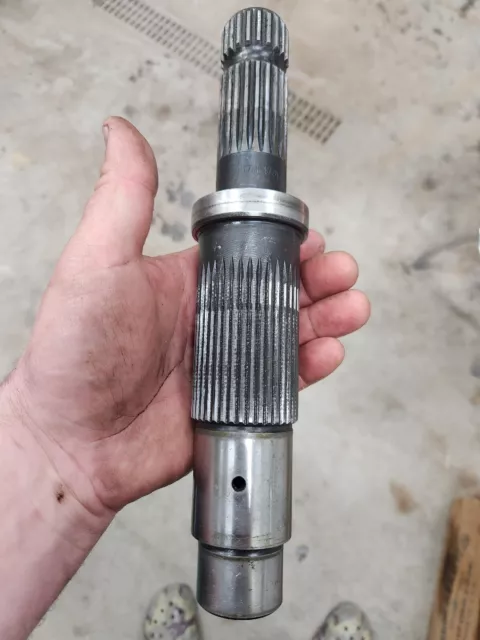 Ford PTO Output Shaft Fits 5000-9000, 1000 rpm   D2NNB728B, C7NNB728E, 81827171