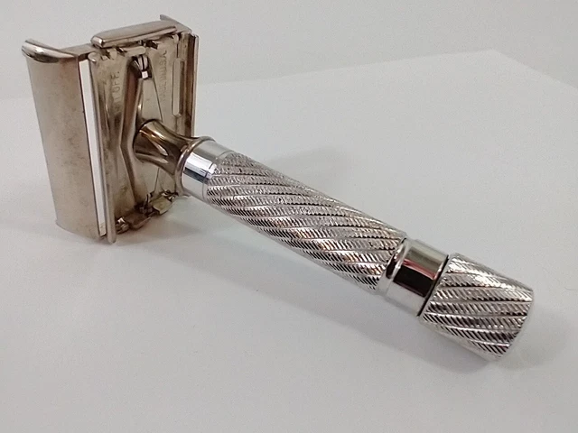 RARE Vintage 1949 Gillette Executive Rhodium Plated TTO Double Edge Safety Razor
