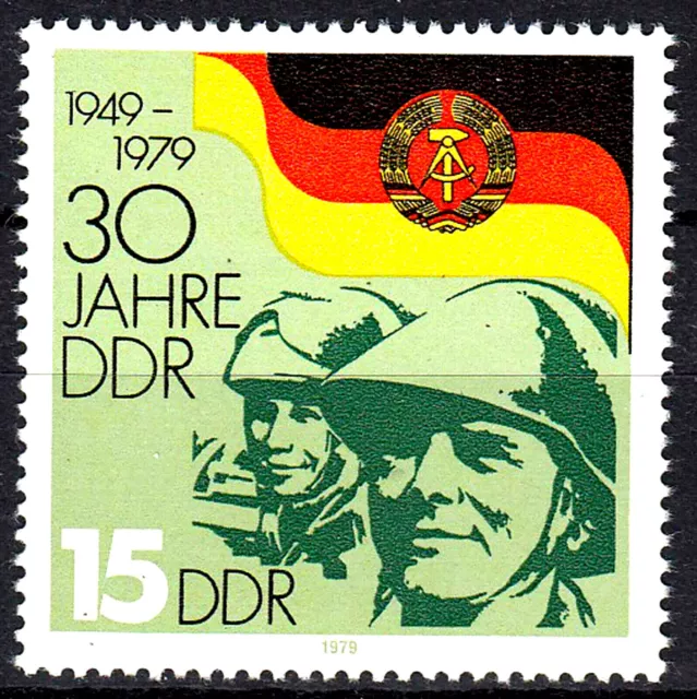 2460 postfrisch DDR GDR Jahrgang 1979 30 Jahre Soldat Militär Armee Fahne Flagge