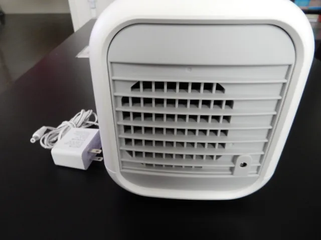 Homedics My Chill Personal Space Cooler (White, in excellent condition)