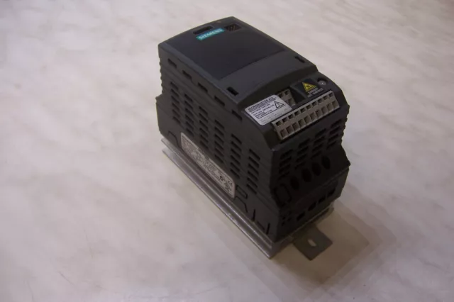 Siemens Micromaster 410 1P 6SE6410-2UB13-7AA0 Frequenzumrichter