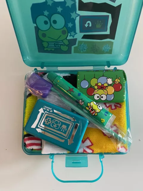 KERO KEROPPI Sanrio Vintage 1996, 1998 Set Bellezza Bagno In Valigetta