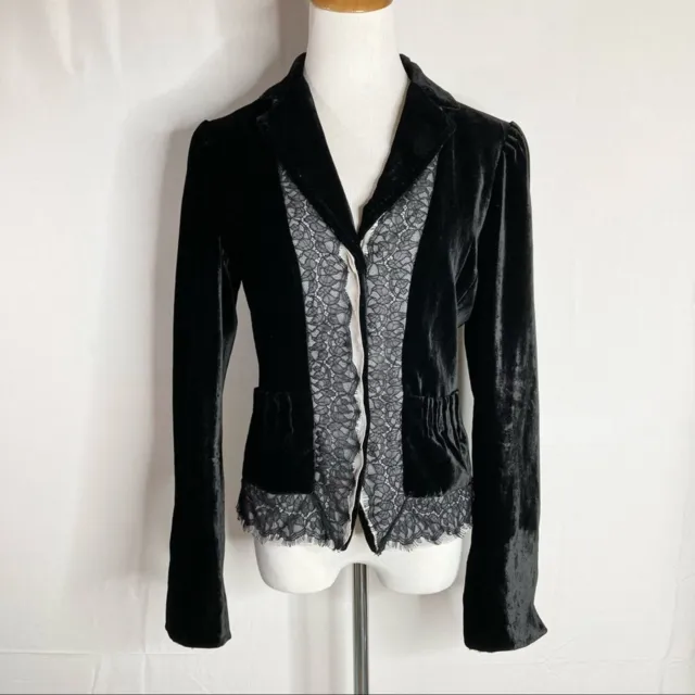 T Tahari Black Velvet and Lace Blazer Jacket Small Medium Victorian Satin