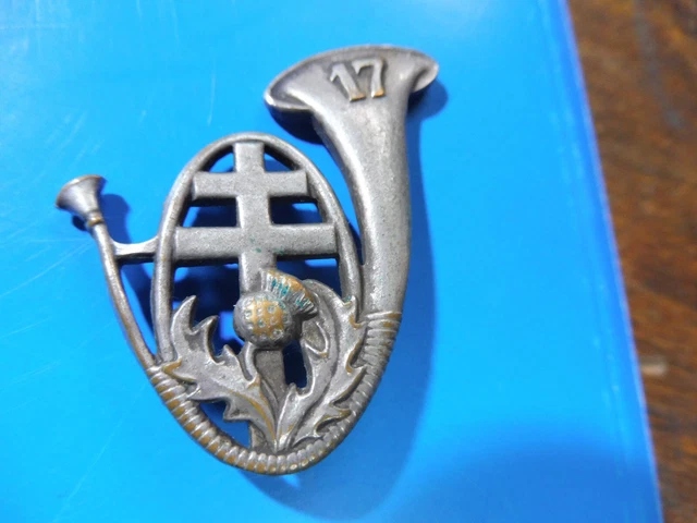 Insigne Militaire 30e Bataillon De Chasseurs à Pied – Collection Paris H127