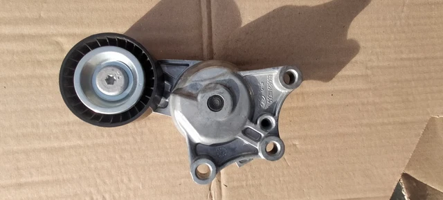 galet tendeur courroie accessoire Peugeot Citroën 1,6 L HDI Gates E5082A111560 3