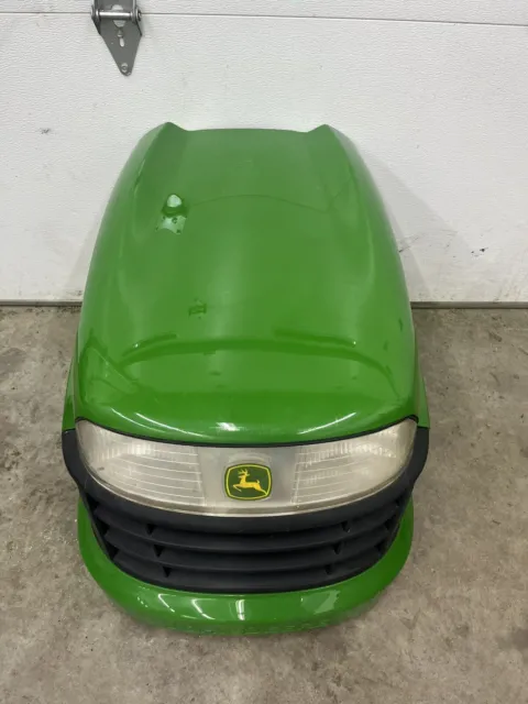 John Deere 102 Hood