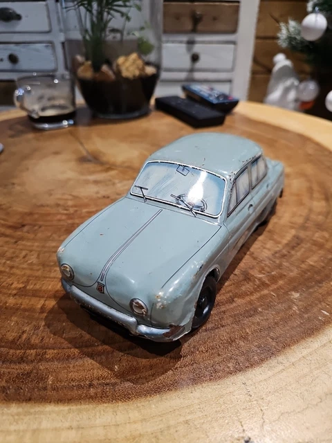 RARE 2 Voitures CASSE TETE Puzzle RENAULT DAUPHINE Rouge RARE 2 Voitures CASSE TETE Puzzle RENAULT DAUPHINE Rouge