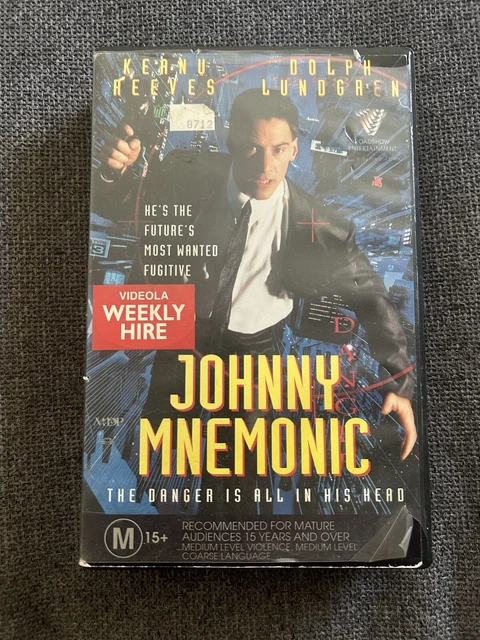 JOHNNY MNEMONIC (VHS, 1995) Keanu Reeves, Dolph Lundgren £5.45 ...