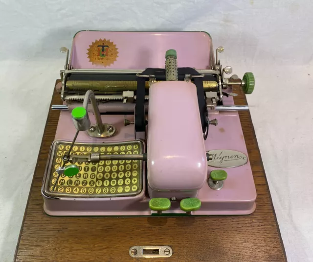 Wow TCG Machine IN Typewriter Index Cute London Pink Model 4 Of 1930