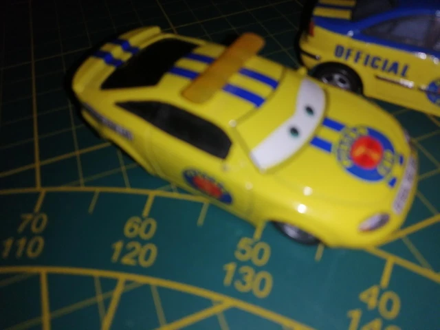 lot de  voitures cars disney pixar  mattel metal  d occasion 2
