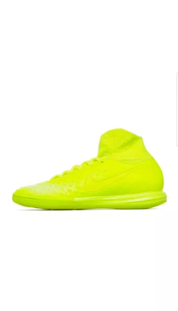 NIKE FOOTBALL X Glow MagistaX Proximo II UK 5 EU 38 CM 24 RPP 110