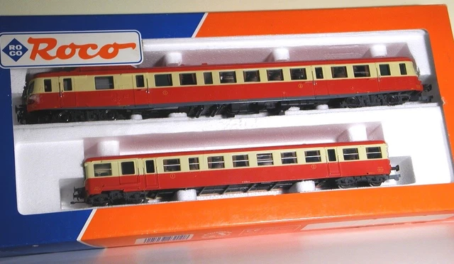 Autorail Roco HO 43010 XABD 2800 TR Avec Remorque SNCF - Digitalisé