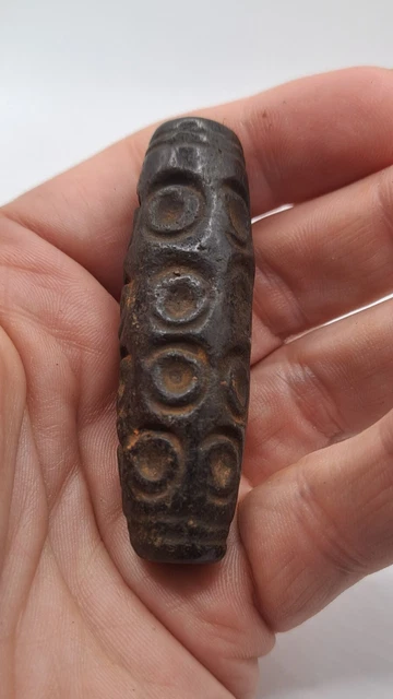 Chinese OLD Hongshan Stone / Jade Hand  Carved Amulet / pendant Bead