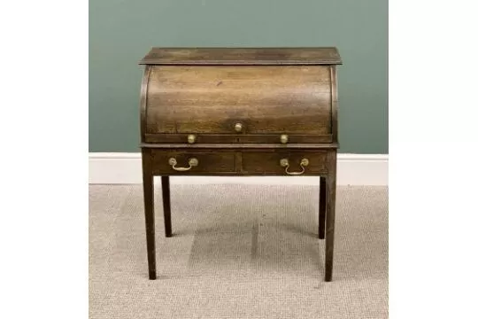 Stunning Antique Cylinder Top Oak Bureau.