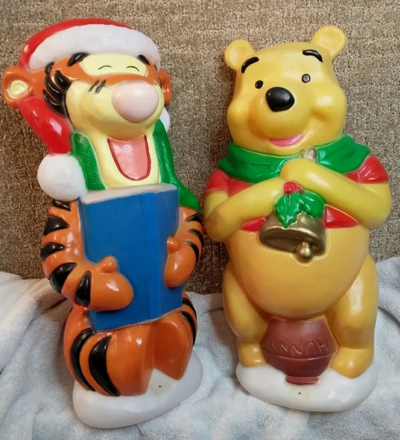 CHRISTMAS TIGGER CAROLING And Winnie the Pooh Santas Best 17" Blow