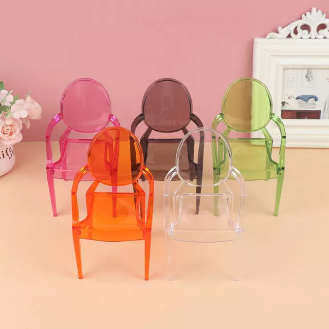1:6 Doll House Miniature Simulation Armchair Plastic Chair Room Furniture Dec(-)