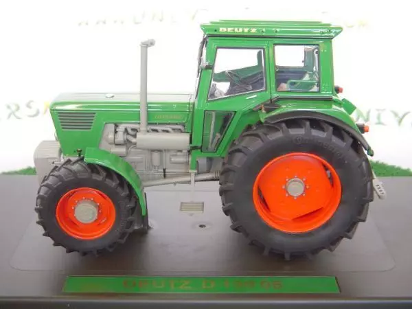 DEUTZ D 45 06 (Facel. 1974, Ausführung 1974-1980) mit Fritzmeier-Verdeck,  grün, weise-toys, 1:32, mb