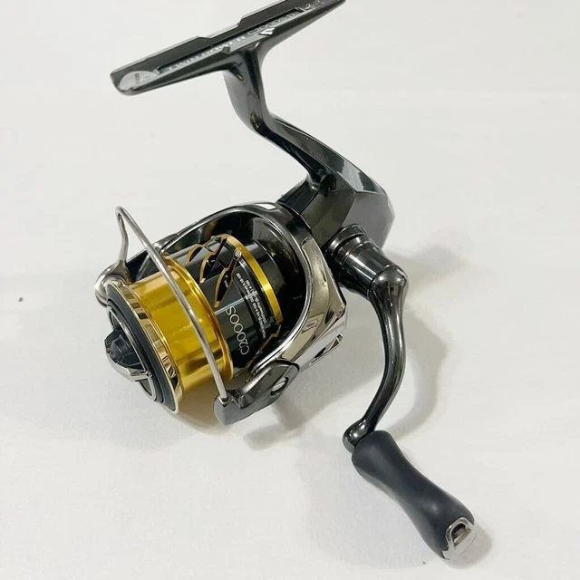 リール SHIMANO 20TWIN POWER C2000S 416VBoIq4BL.jpg