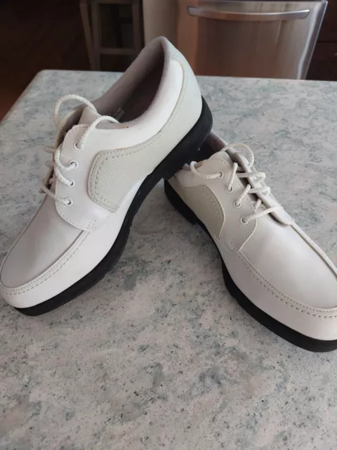 Footjoy Womens White GreenJoys 48704 Soft Spikes Leather Golf Shoes (Size 7.5 M)