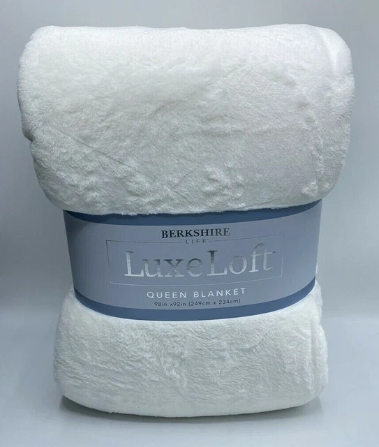 BERKSHIRE LIFE LUXE Loft Beautiful Queen Size White Blanket 98in x 92in