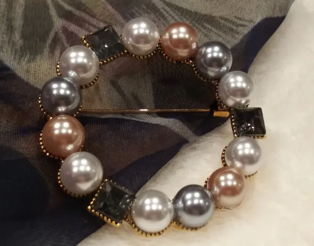 Fashion Brooch Pin Imitation Pearls Rhinestones Holiday Gift GORGEOUS!