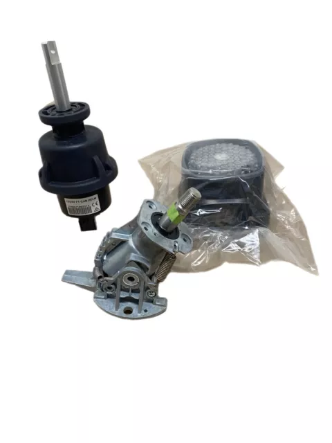 SeaStar EPS Helm Classic Tilt Electronic Steering Control EH1552
