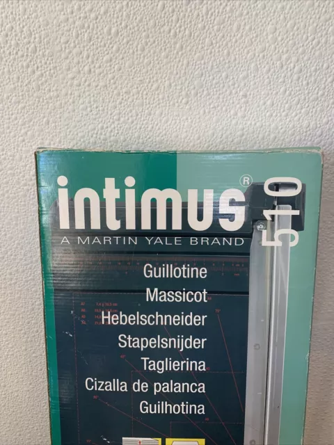 Intimus 510 A4 Table Top Lever Trimmer 2