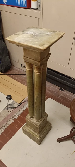 Rara colonna piedistallo capitello in marmo epoca  altezza  cm 113*24*24