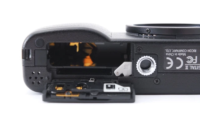 "MINT" RICOH GR Digital II 2 10.1MP 5.9mm f2.4 Digital Camera Blk from JAPAN#351 3
