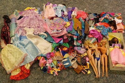 BARBIE CLOTHING LOT & Accessories A Few Vintage Items £203.80 - PicClick UK
