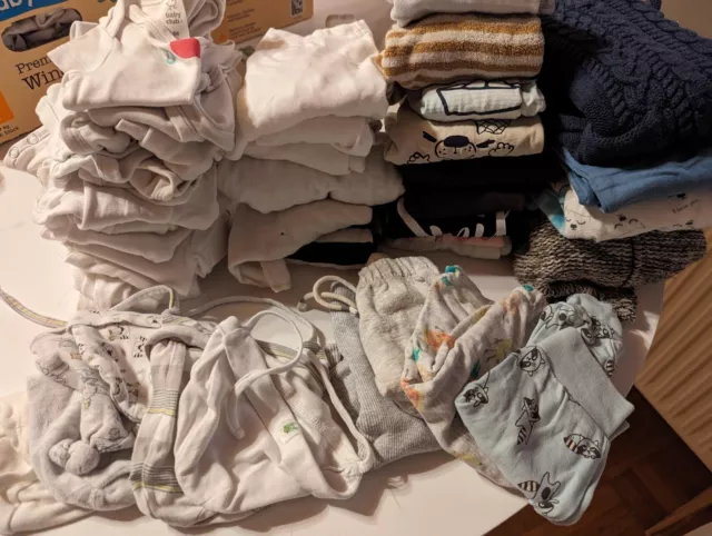 Kleidungspaket Erstausstattung Baby Gr. 50-68 - über 60 Teile - unisex