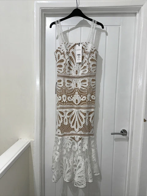 BNWT Size 8 VIP PREMIUM  LIPSY WHITE & NUDE CROCHET LACE MIDI FLIPPY HEM DRESS