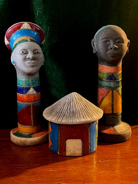 Bunte afrikanische Raku Keramikfiguren