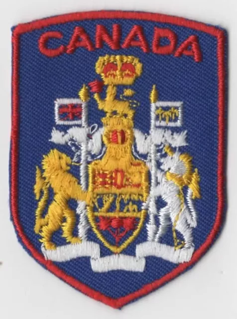 Canadian Creat Coat Of Arms Canada Souvenir Patch RED Bdr. [INT859]