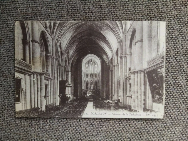 Cpa Bordeaux Interior Of The Cathedral