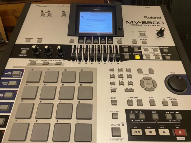 Roland MV8800 Sampler Sequencer