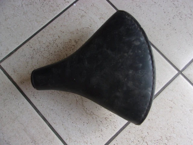 ANCIENNE SELLE DE Velo Cuir Vintage Marque Unic Sport Cyclisme A Restaurer D EUR 25,00 - FR