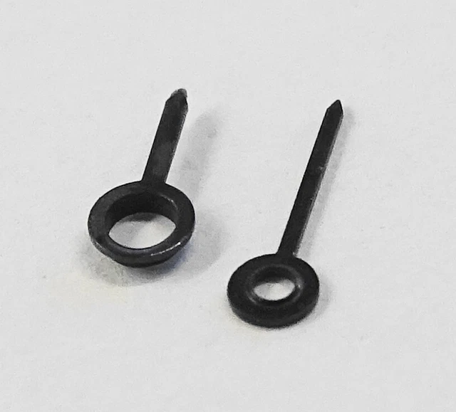 Paire D'aiguilles Noires Pour Montre Ancienne, Neuves Sans Emballage