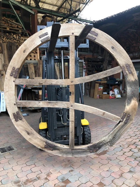 Antica grande ruota di campana tavolo antico vintage arredamento