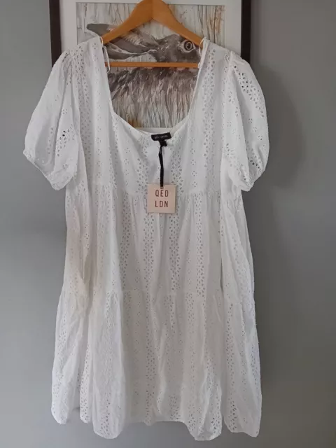 BNWT QED LDN White Summer Dress Size L 100% Cotton