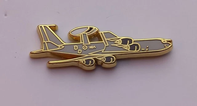 Avions - PINS AVION FA / Signé BOUSSEMART / 33NAT