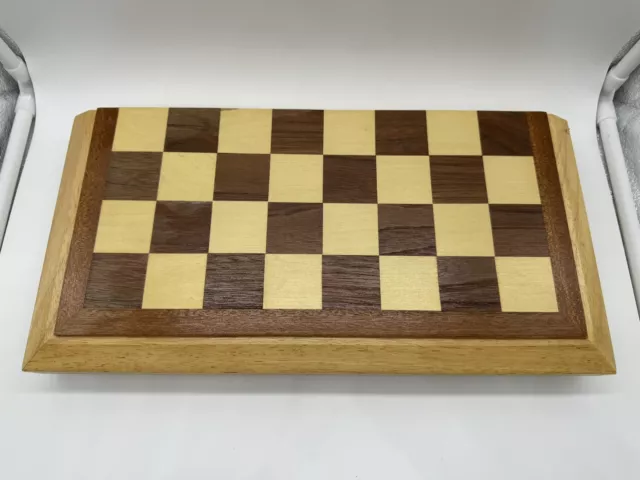 Schach Holz 40x40 Top Zustand (kleiner Macke)