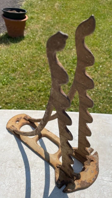 Vintage Hook Barn Industrial Cast Iron Tool Plant Wall Hanger Bracket Horse Tack