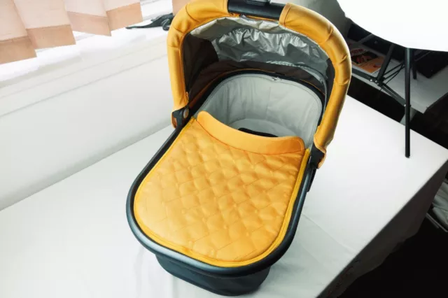 UPPAbaby Stubenwagen, Maya Ringelblume - Matratze nicht enthalten - kommt mit Regenbezug