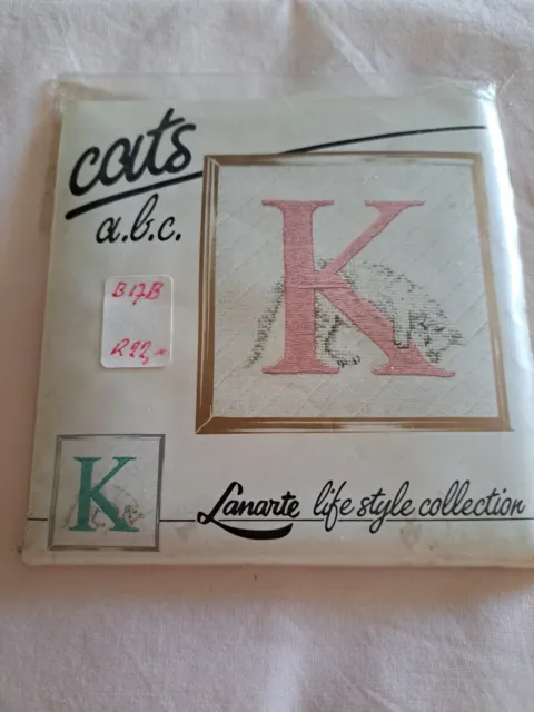VINTAGE LANARTE KIT - UNOPENED WITH THREADS, FABRIC etc - CATS ABC - LETTER "K"